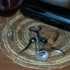 Korkociąg metalowy - tradycyjny - srebrny - 5 ['trybuszon do wina', ' otwieracz do wina', ' otwieracz do butelek', ' korkociąg']
