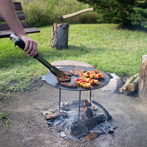 Patelnia grillowa, żeliwna, fi 44 cm - 15 ['patelnia żeliwna', ' patelnia grillowa', ' duża żeliwna patelnia', ' patelnia podwieszana', ' patelnia na nóżkach', ' grillowanie', ' żeliwo do grillowania', ' patelnia do trójnogu', ' grillowanie w naczyniach z żeliwa', ' atrakcyjne grillowanie', ' uniwersalna patelnia żeliwna', ' zestaw do grillowania', ' co na prezent', ' grillowanie inaczej', ' impreza przy grillu']